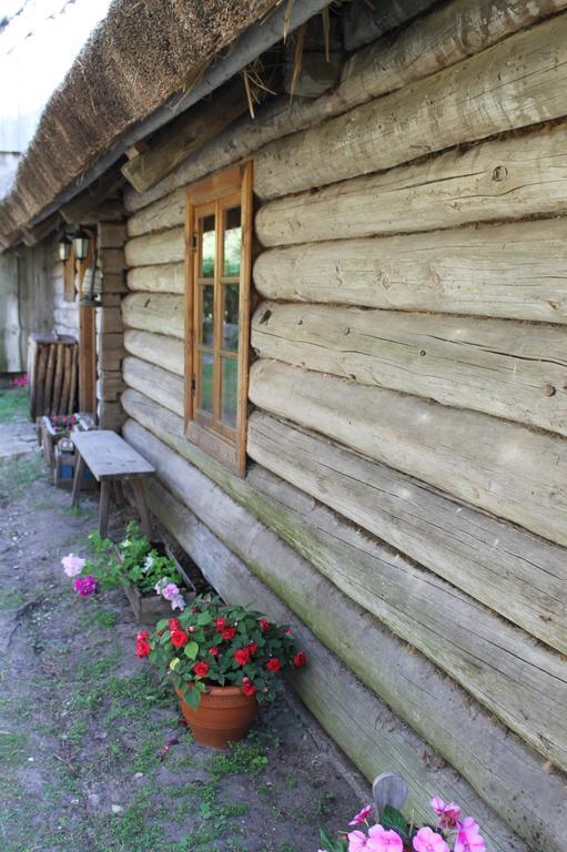 Maenni Summerhouse Kassari ภายนอก รูปภาพ
