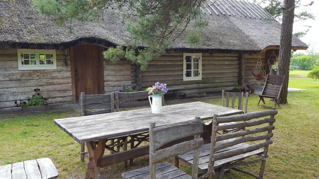 Maenni Summerhouse Kassari ภายนอก รูปภาพ
